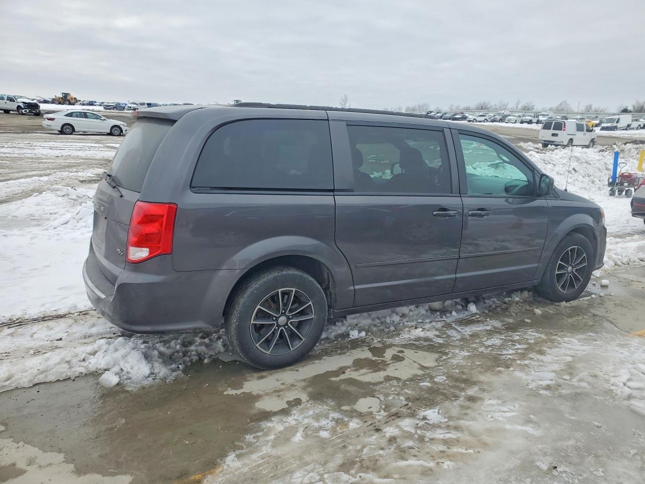 2015 DODGE GRAND CARAVAN photo 3