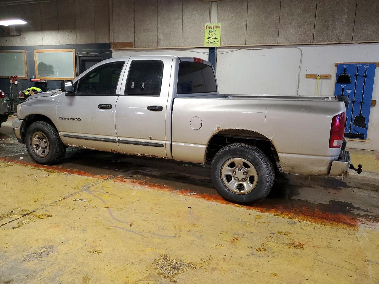 2006 DODGE RAM 1500 ST photo 2