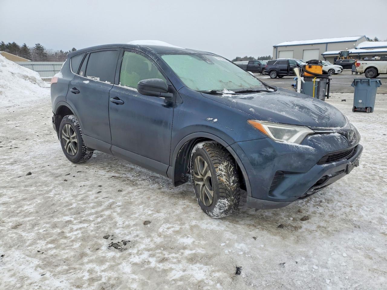2018 TOYOTA RAV4 LE photo 13