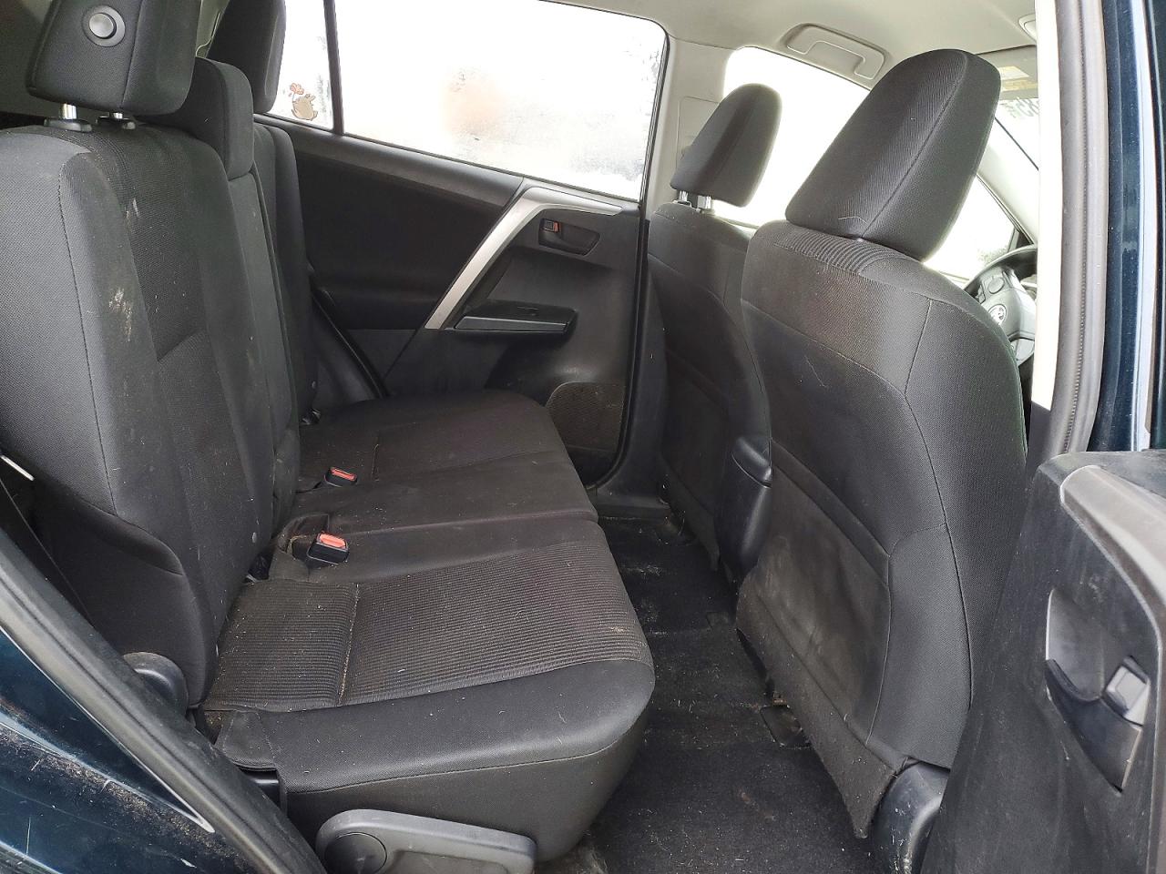 2018 TOYOTA RAV4 LE photo 37