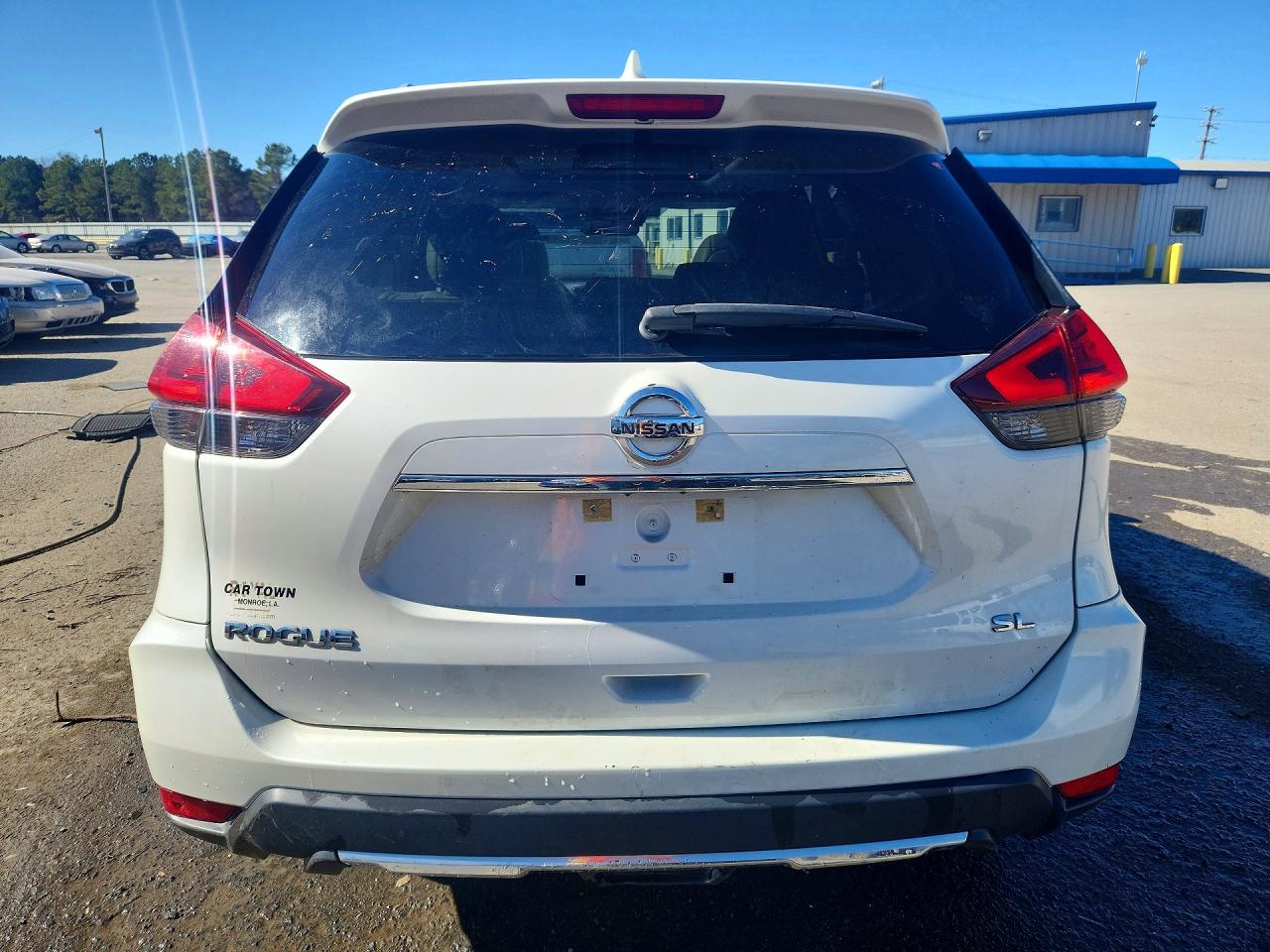 2017 NISSAN ROGUE SL photo 11