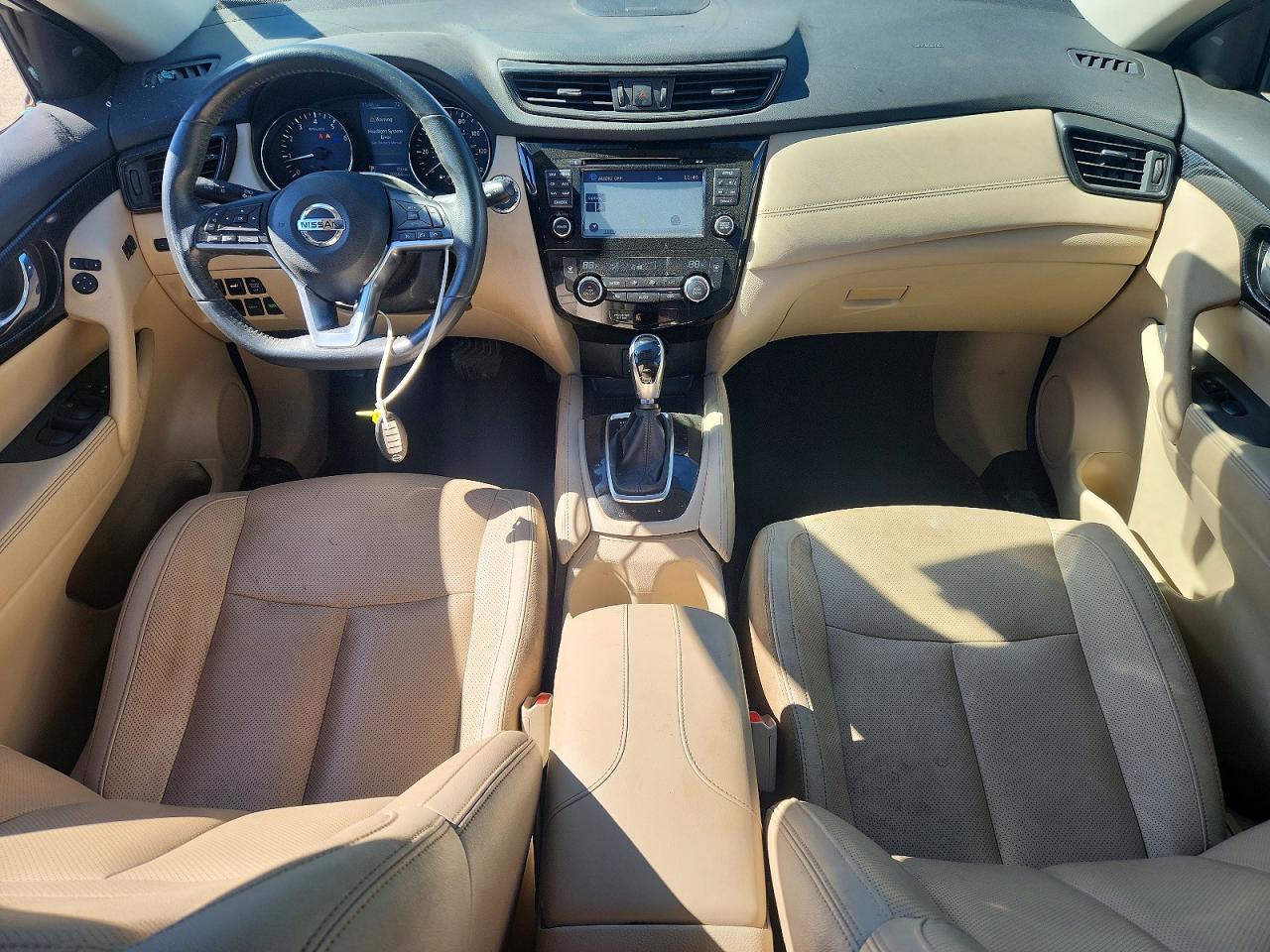 2017 NISSAN ROGUE SL photo 15