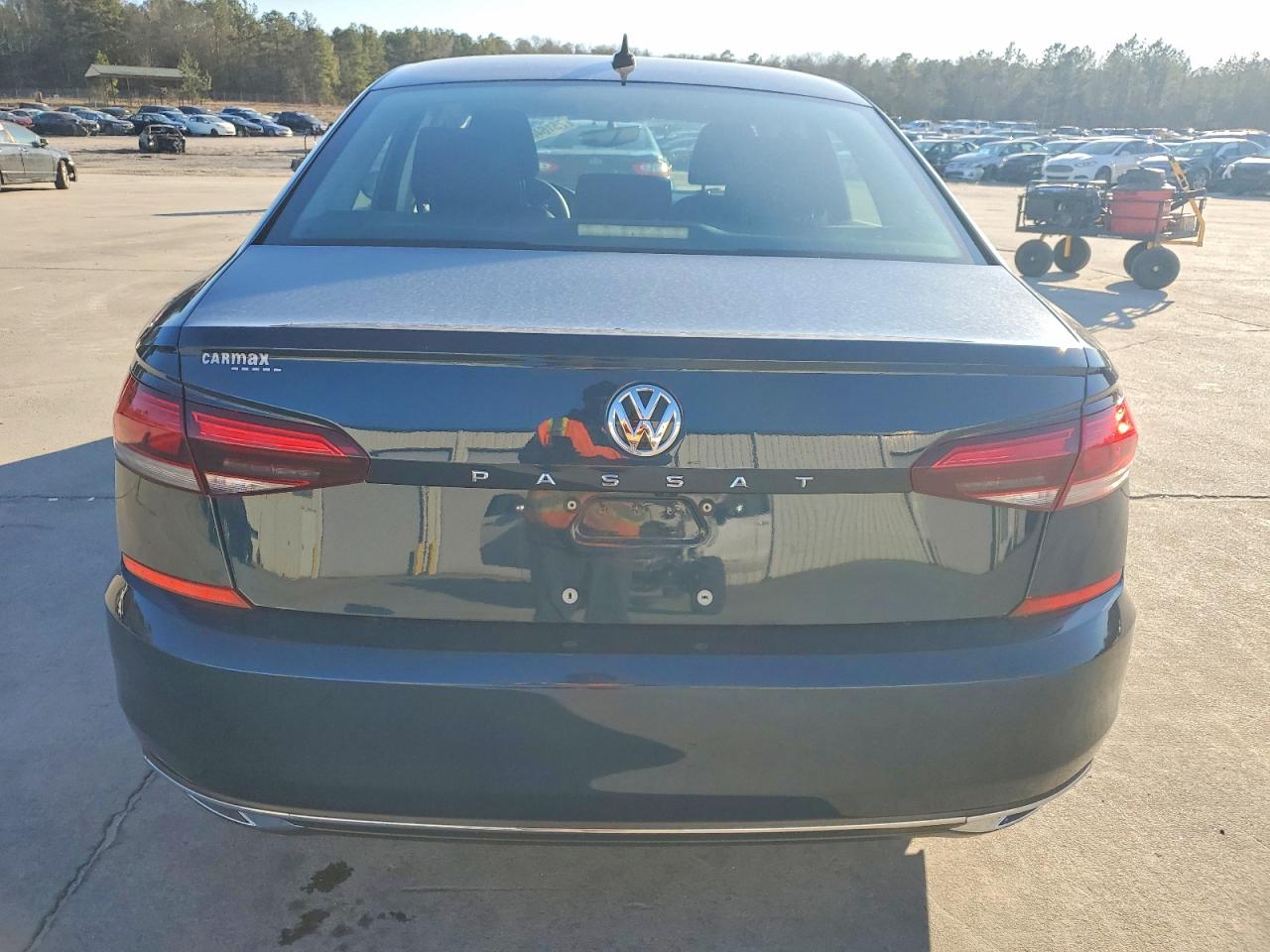 2021 VOLKSWAGEN PASSAT S photo 6