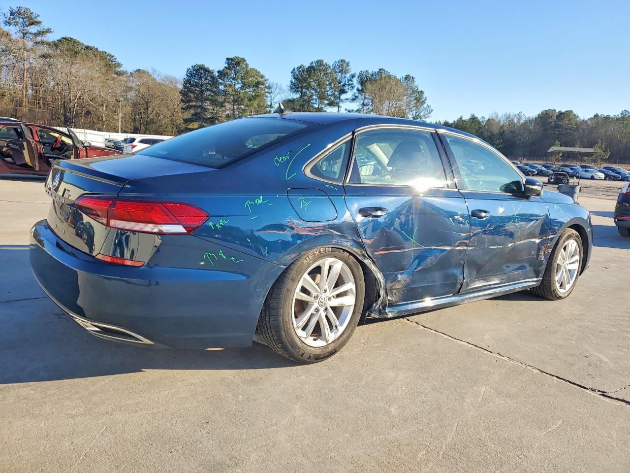 2021 VOLKSWAGEN PASSAT S photo 3