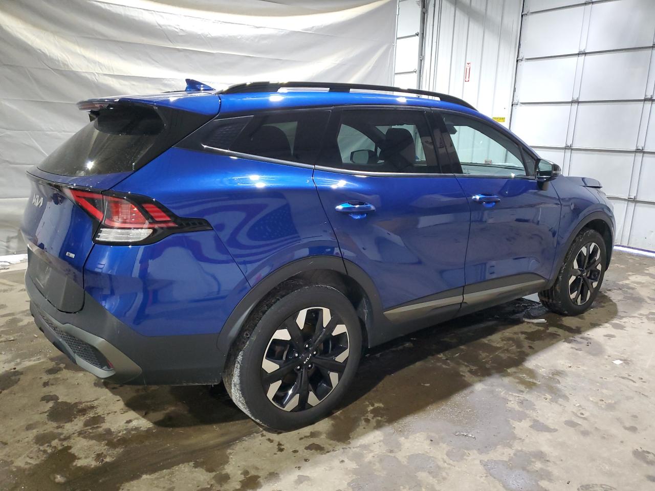 2023 KIA SPORTAGE X-LINE photo 3
