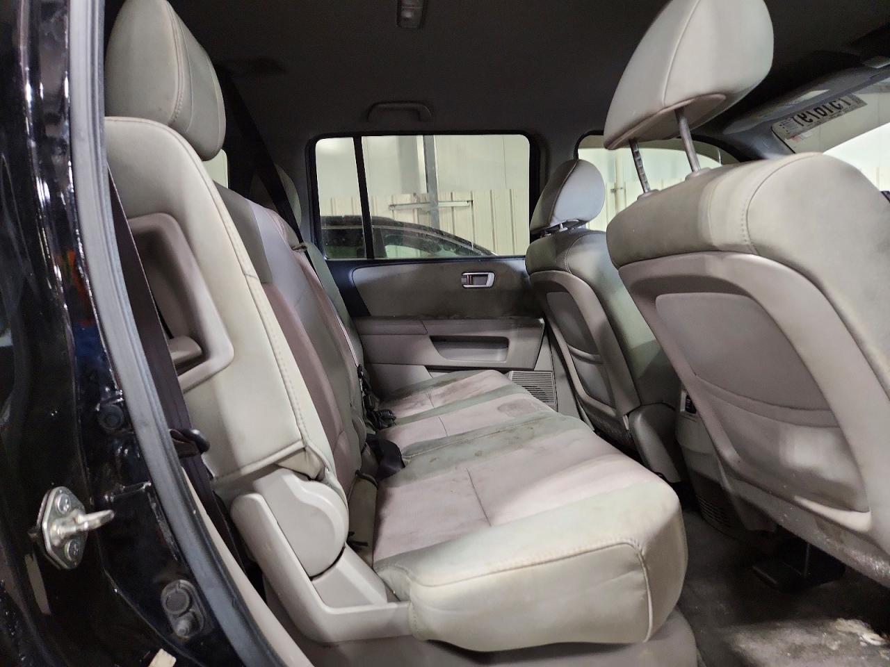 2013 HONDA PILOT EX photo 21