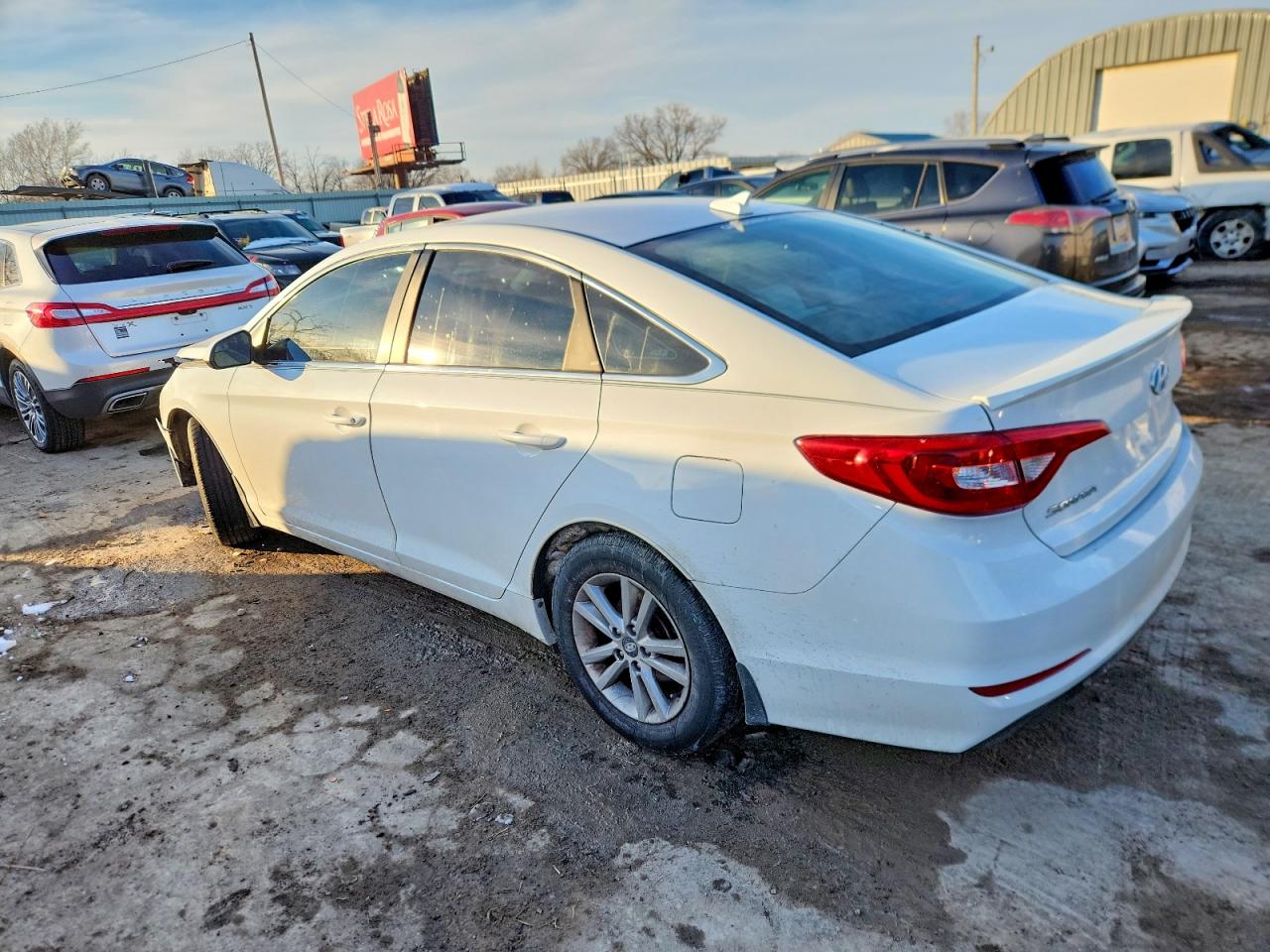 2015 HYUNDAI SONATA SE photo 3
