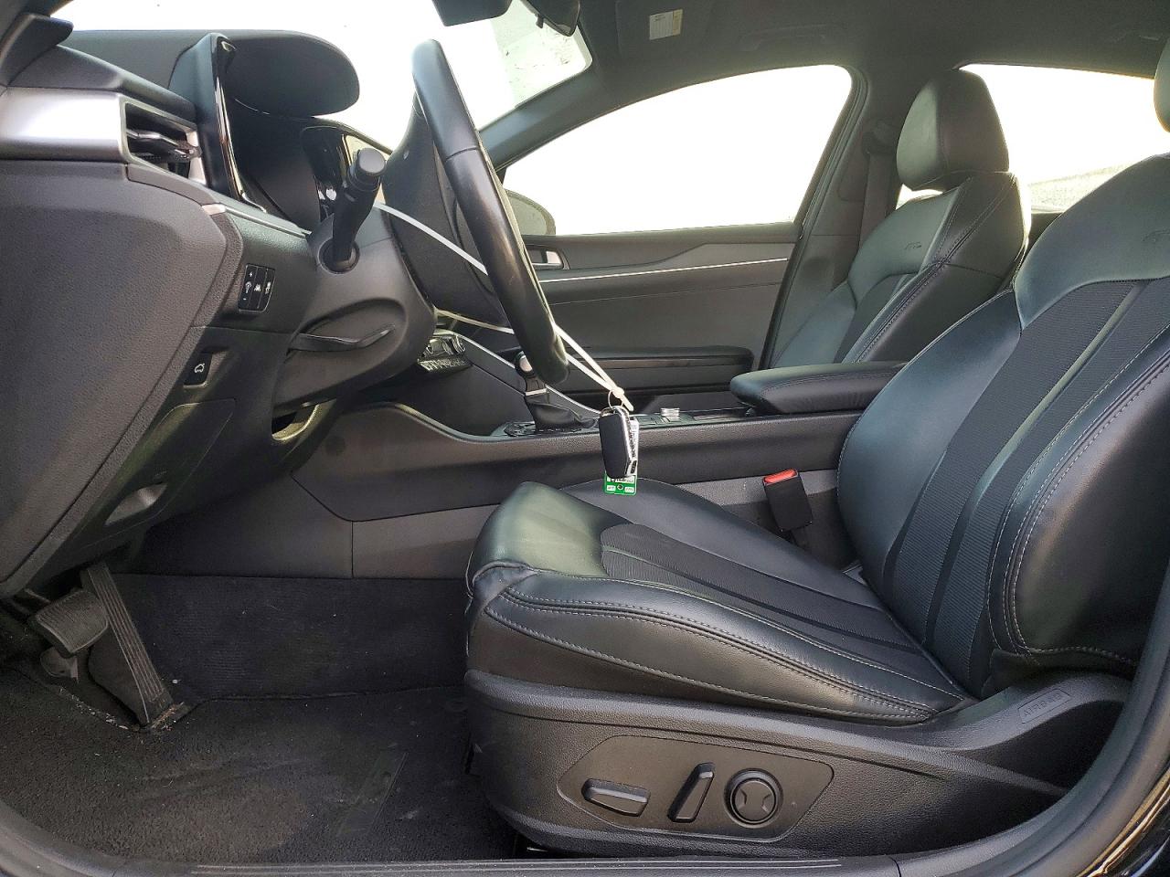 2023 KIA K5 GT LINE photo 7