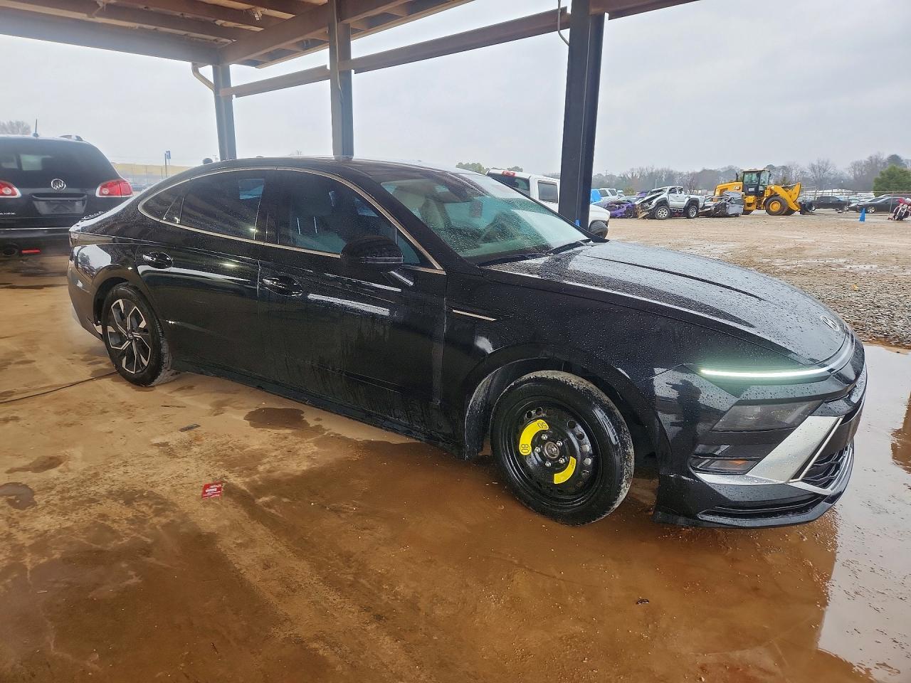 2025 HYUNDAI SONATA SEL photo 10