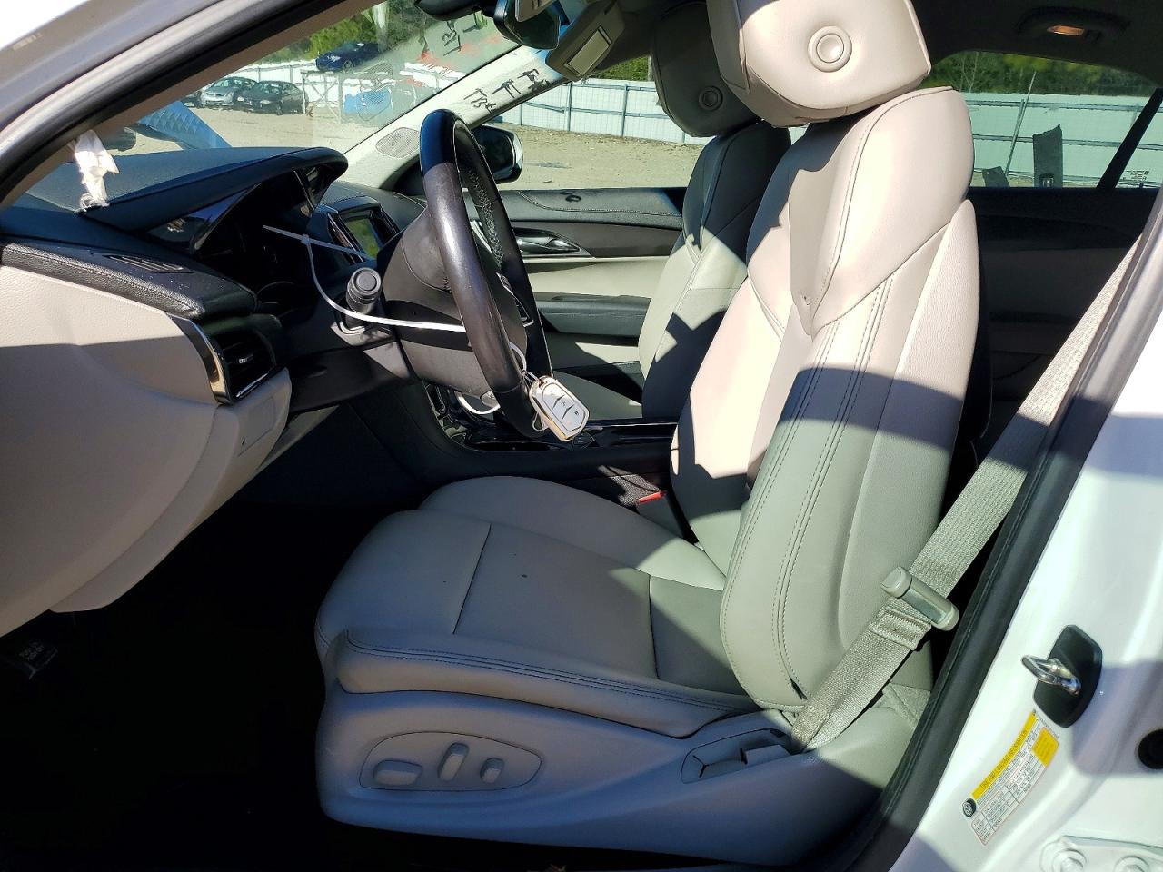 2018 CADILLAC ATS photo 13