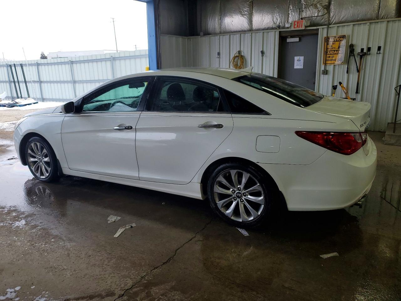 2011 HYUNDAI SONATA SE 2.0T photo 3