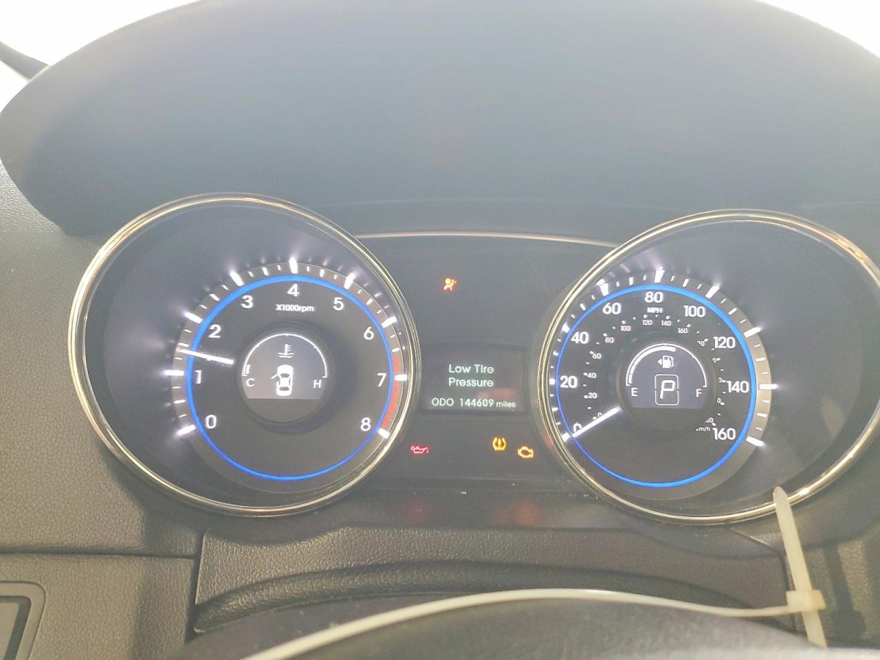 2011 HYUNDAI SONATA SE 2.0T photo 17
