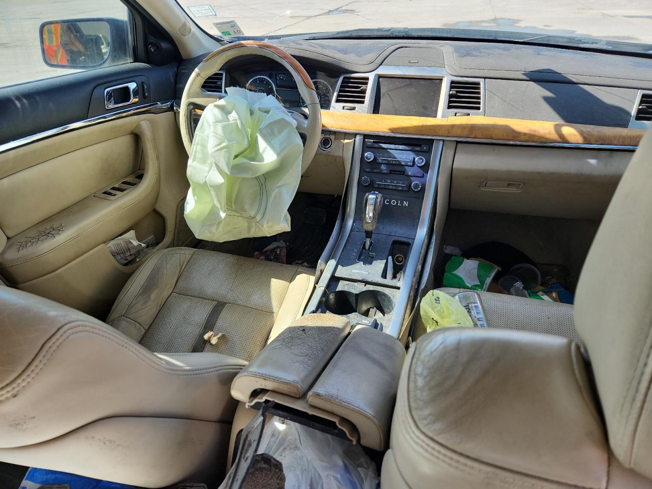 2009 LINCOLN MKS photo 8