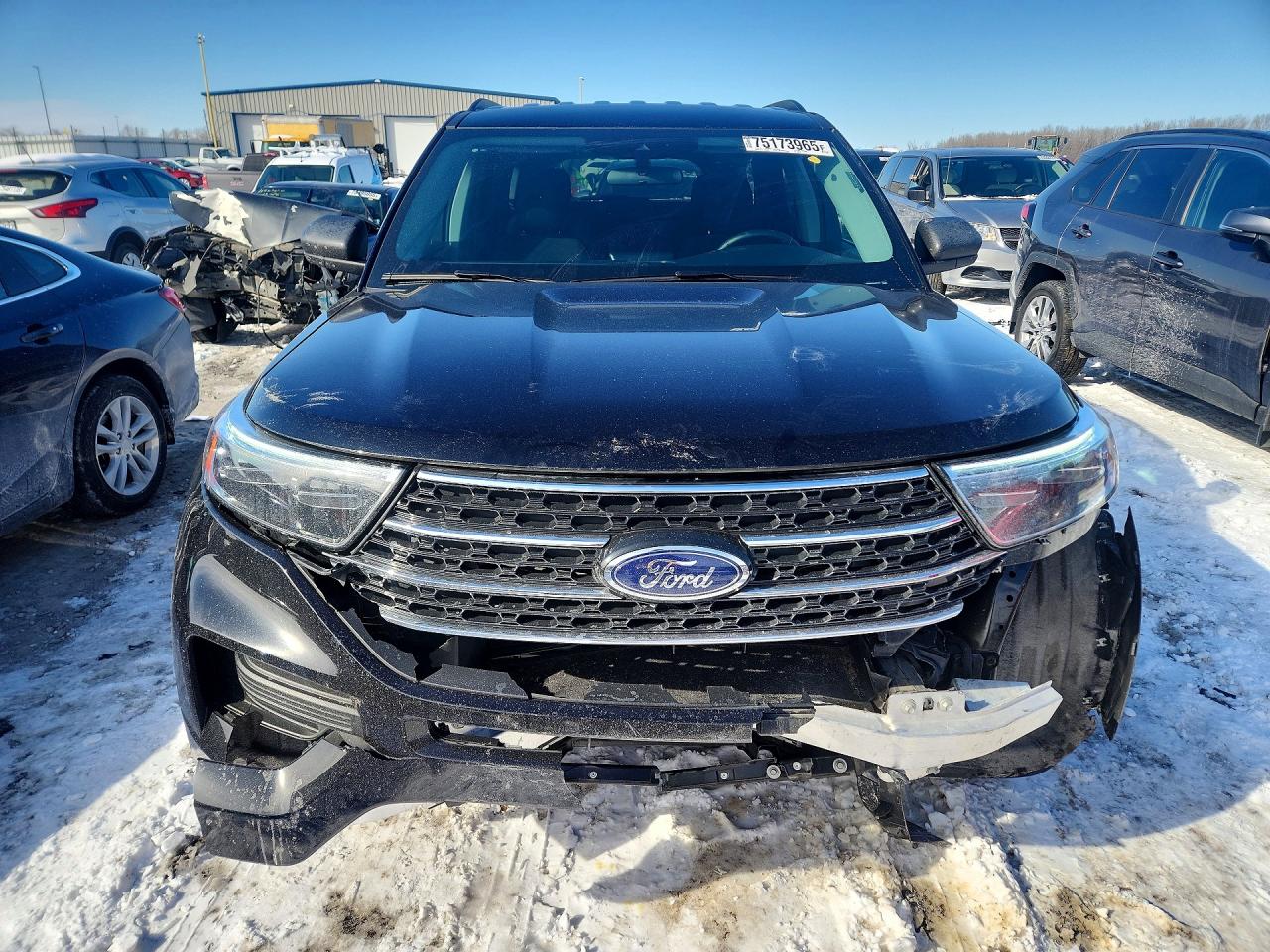 2024 FORD EXPLORER XLT photo 5