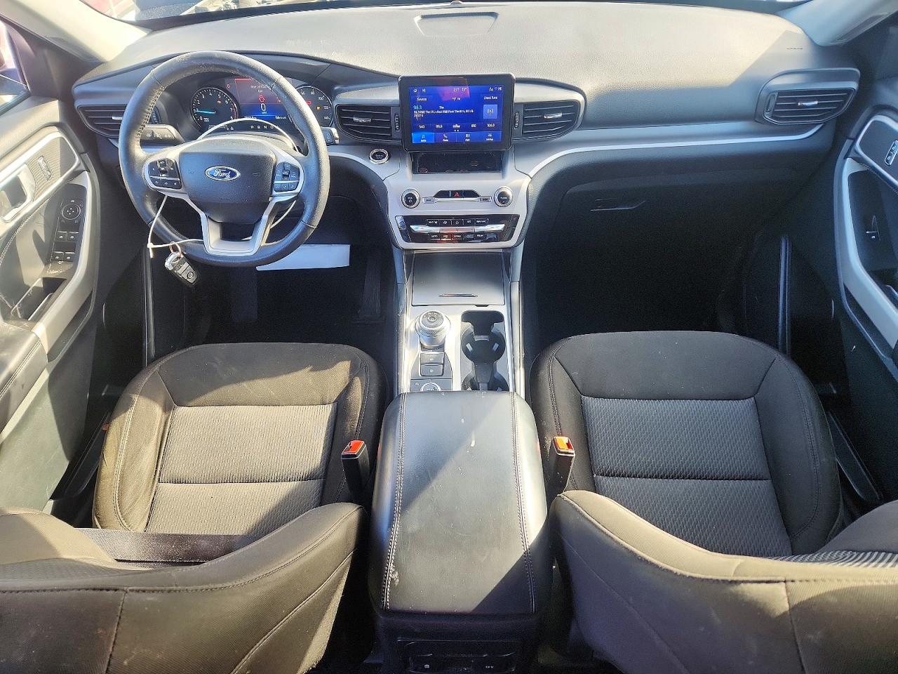 2024 FORD EXPLORER XLT photo 8