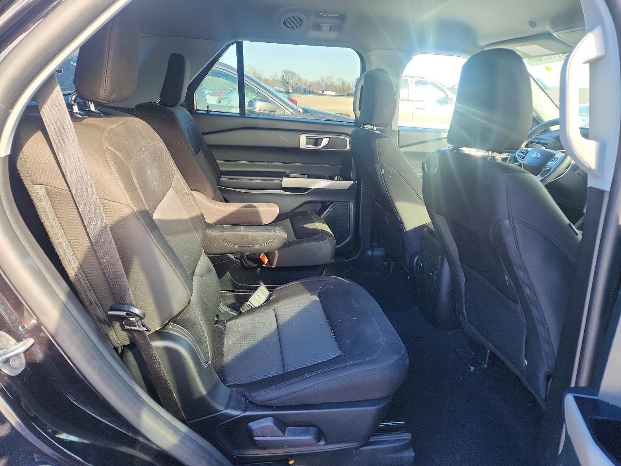 2024 FORD EXPLORER XLT photo 11