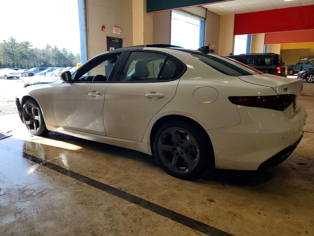 2017 ALFA ROMEO GIULIA Q4 photo 4