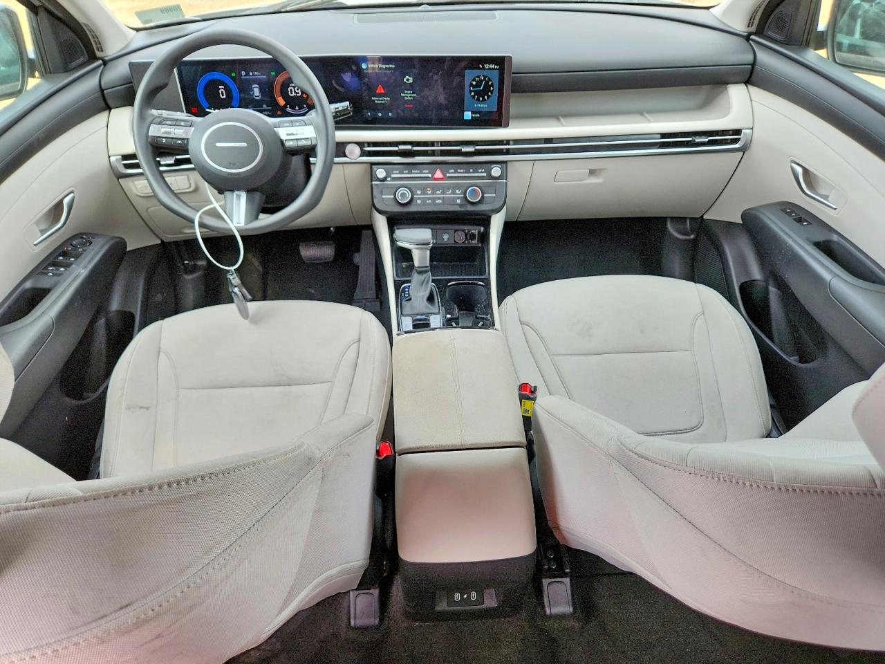 2026 HYUNDAI TUCSON SE photo 22