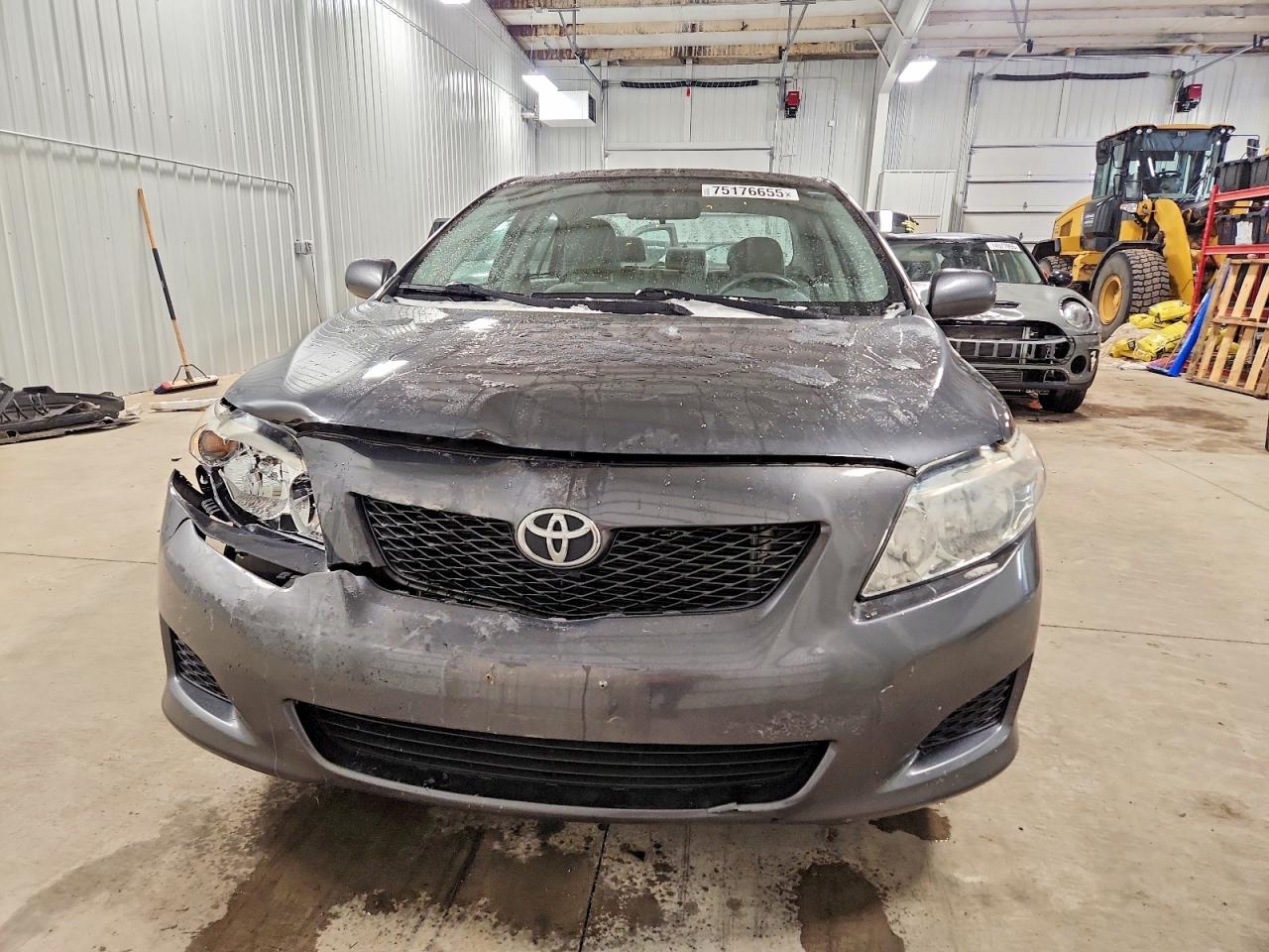 2010 TOYOTA COROLLA BASE photo 9