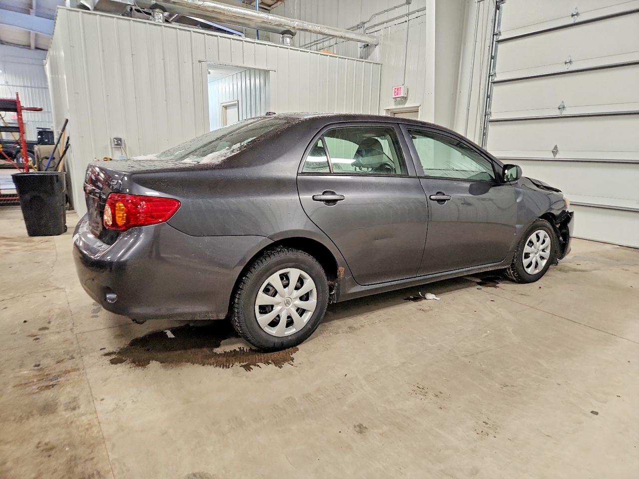 2010 TOYOTA COROLLA BASE photo 5