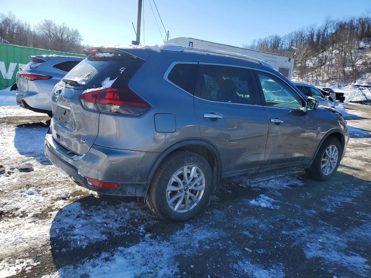 2018 NISSAN ROGUE SV photo 7