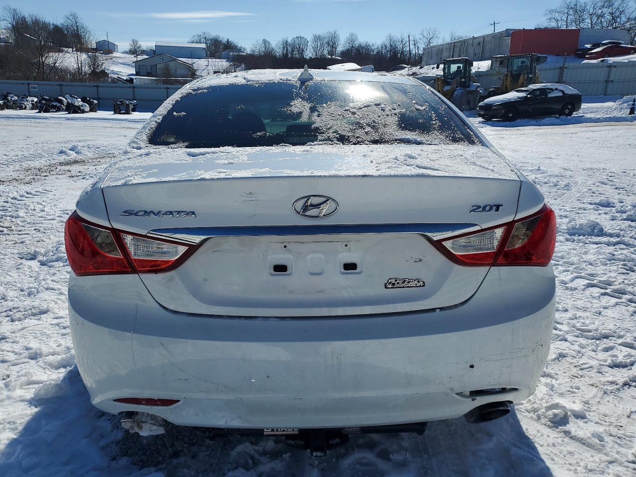 2013 HYUNDAI SONATA SE photo 6