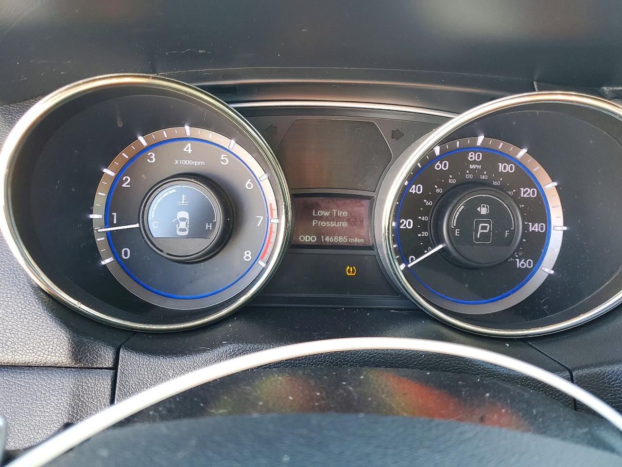 2013 HYUNDAI SONATA SE photo 9