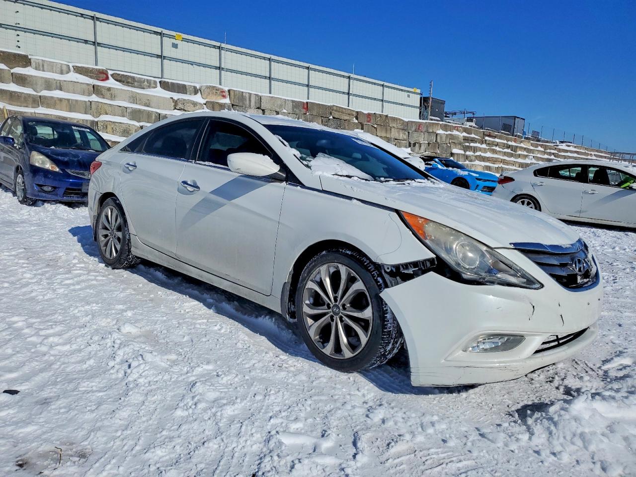 2013 HYUNDAI SONATA SE photo 4