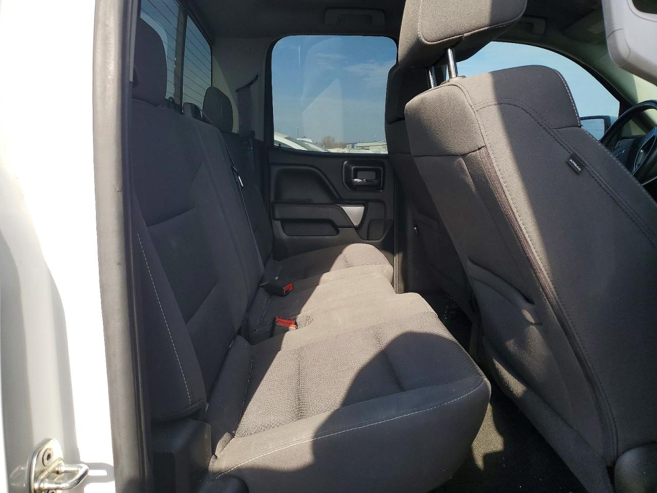 2016 CHEVROLET SILVERADO K1500 LT photo 10