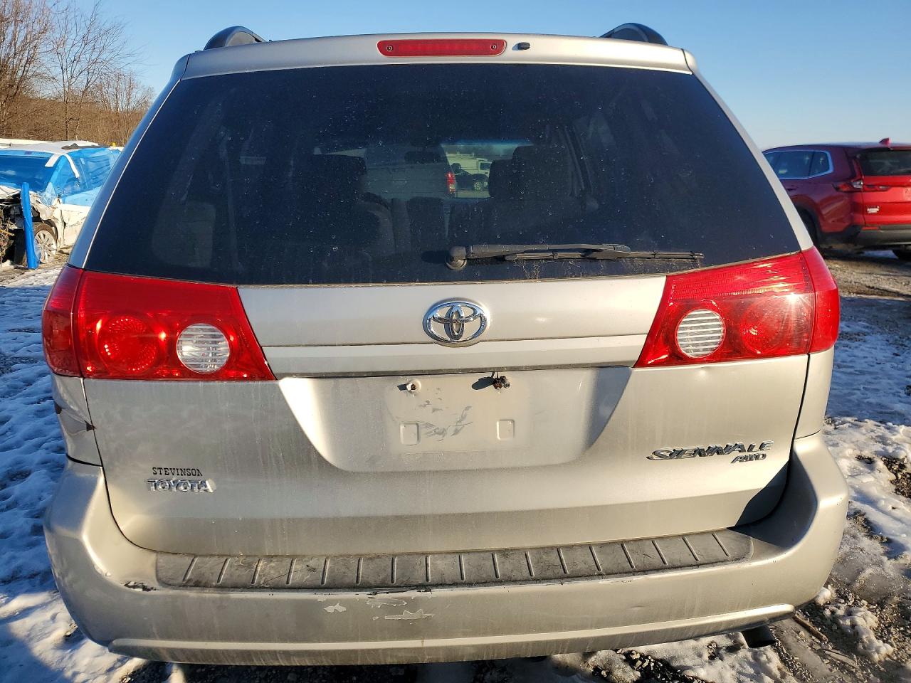2006 TOYOTA SIENNA photo 11