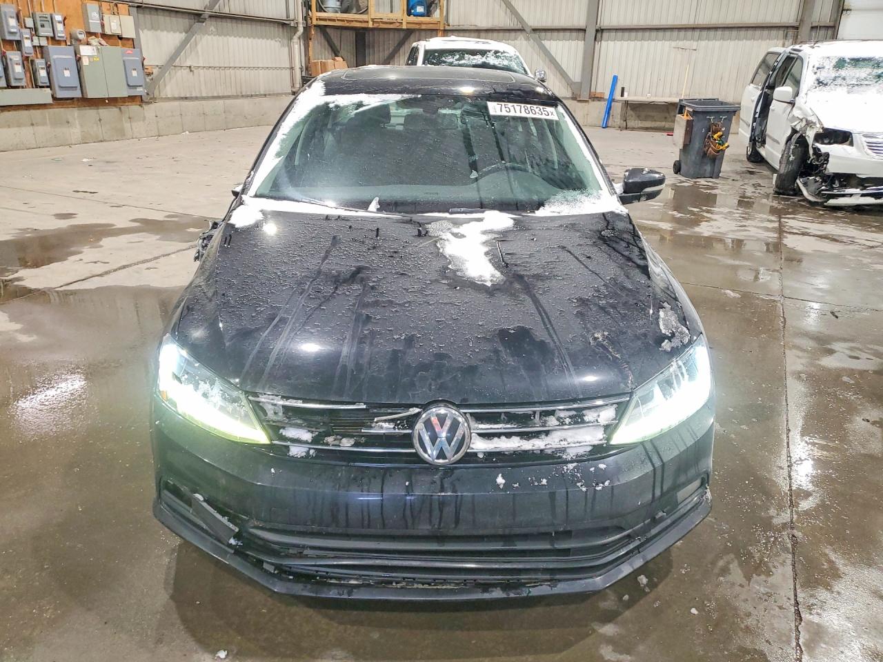 2017 VOLKSWAGEN JETTA SE photo 9