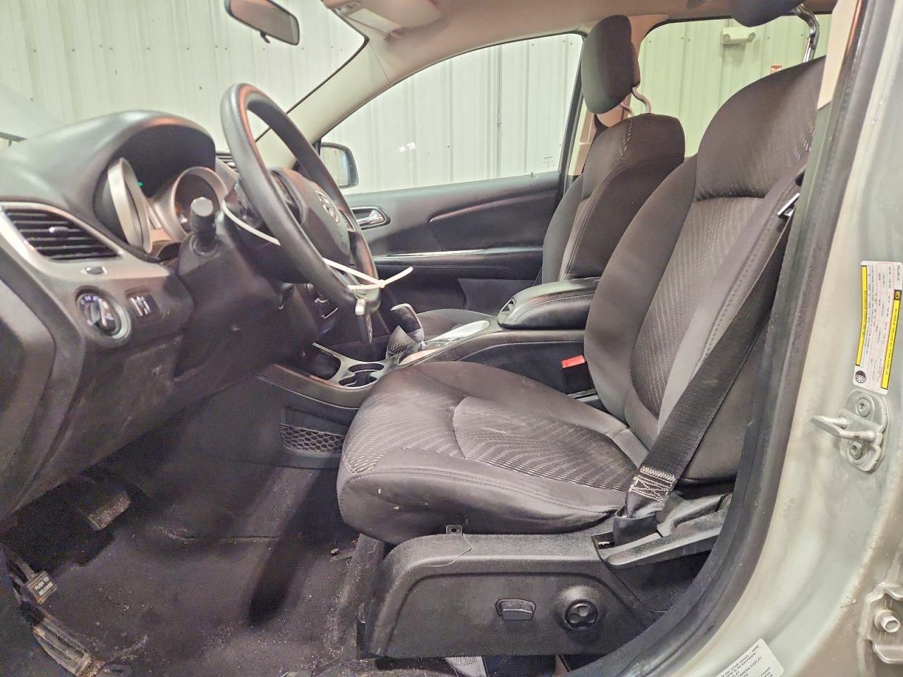 2014 DODGE JOURNEY SXT photo 19