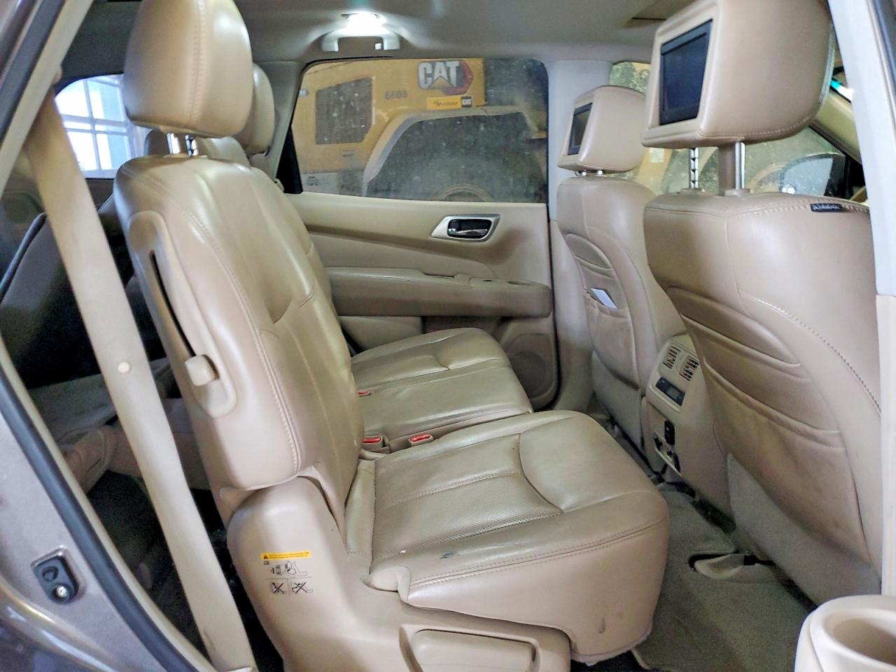 2013 NISSAN PATHFINDER S photo 31