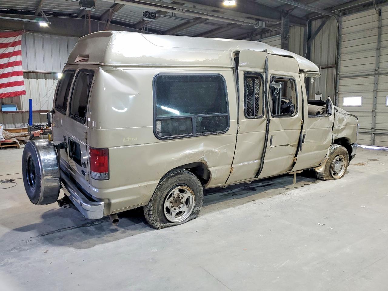 2008 FORD ECONOLINE E250 VAN photo 3