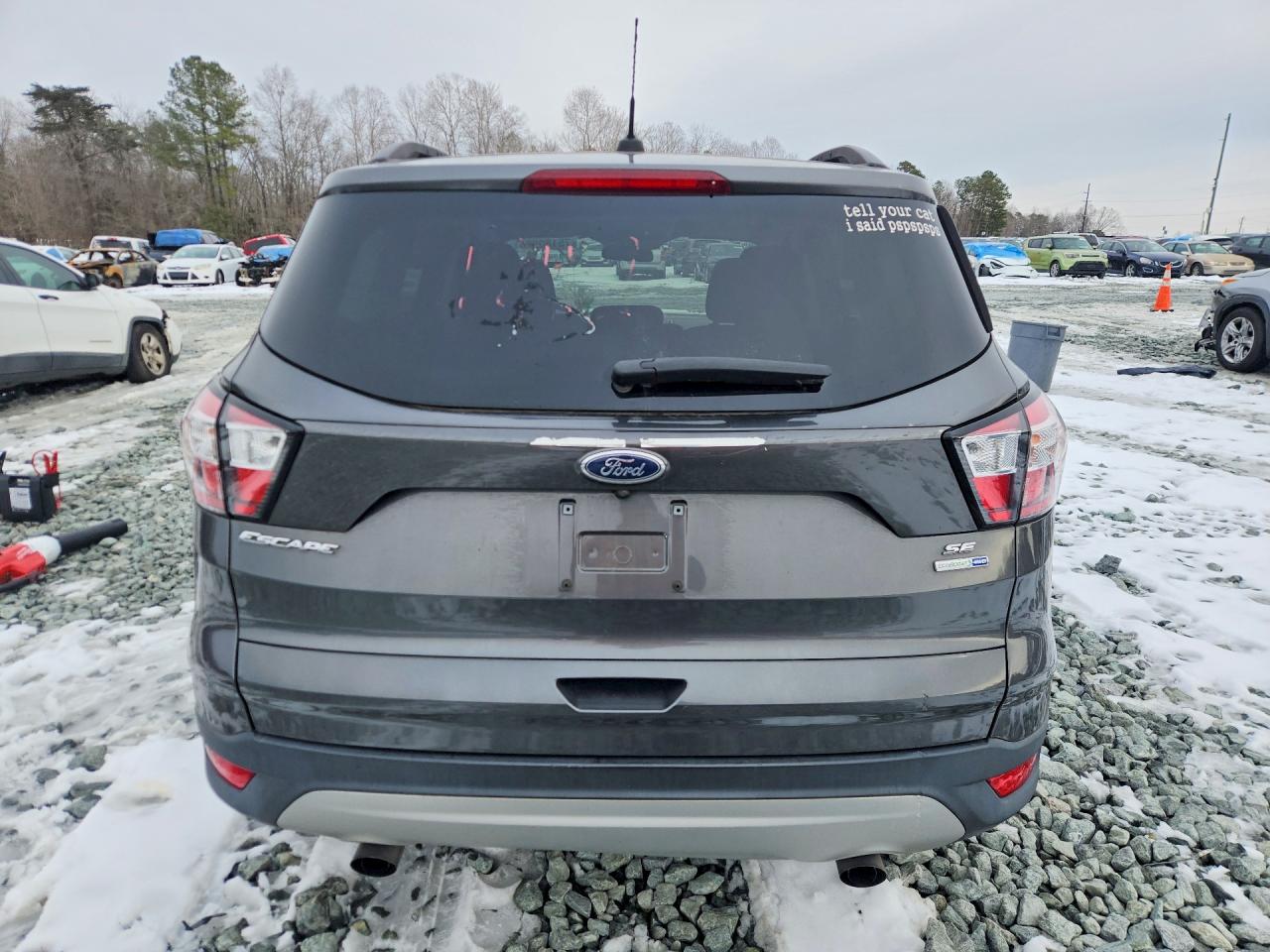 2018 FORD ESCAPE SE photo 11