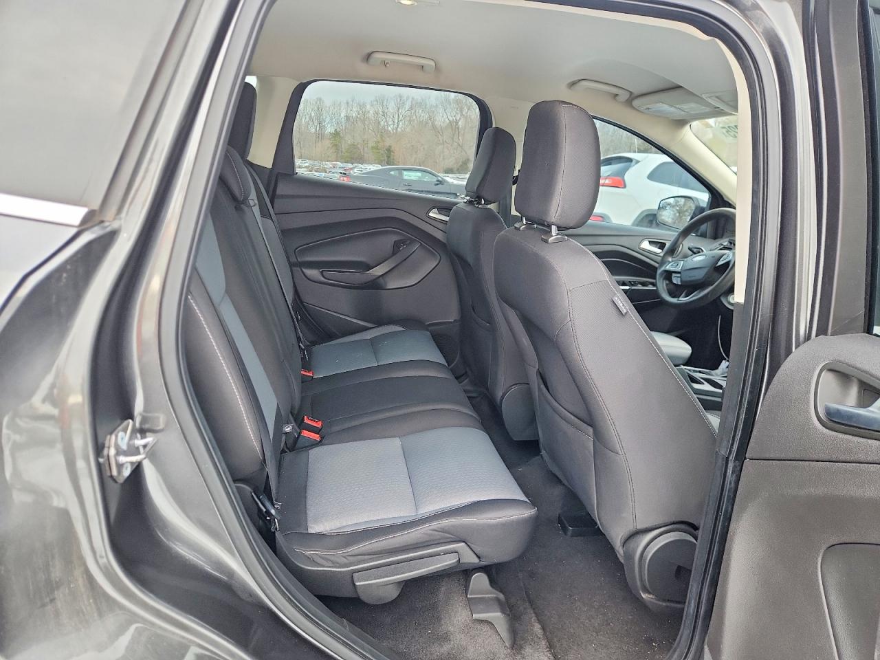 2018 FORD ESCAPE SE photo 21