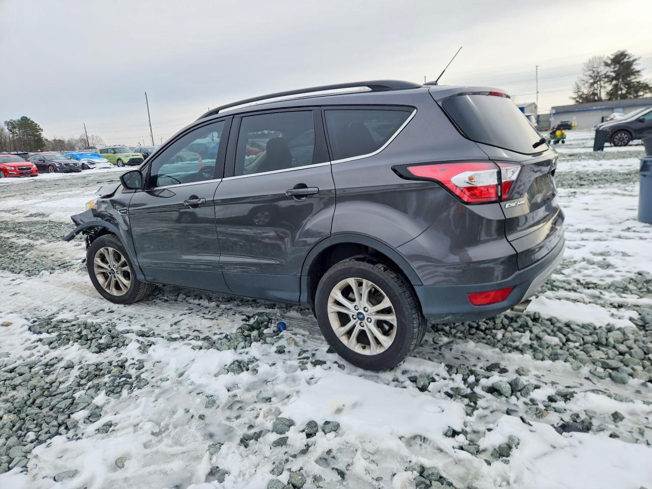 2018 FORD ESCAPE SE photo 3