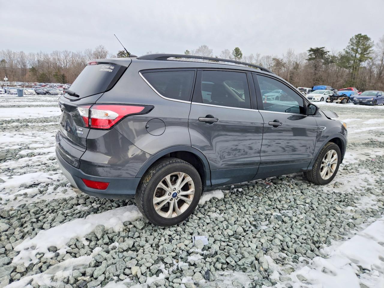 2018 FORD ESCAPE SE photo 5