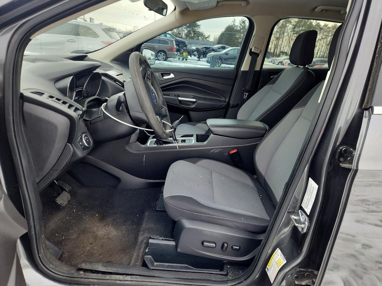 2018 FORD ESCAPE SE photo 13