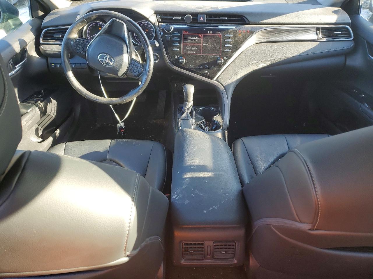 2019 TOYOTA CAMRY photo 8