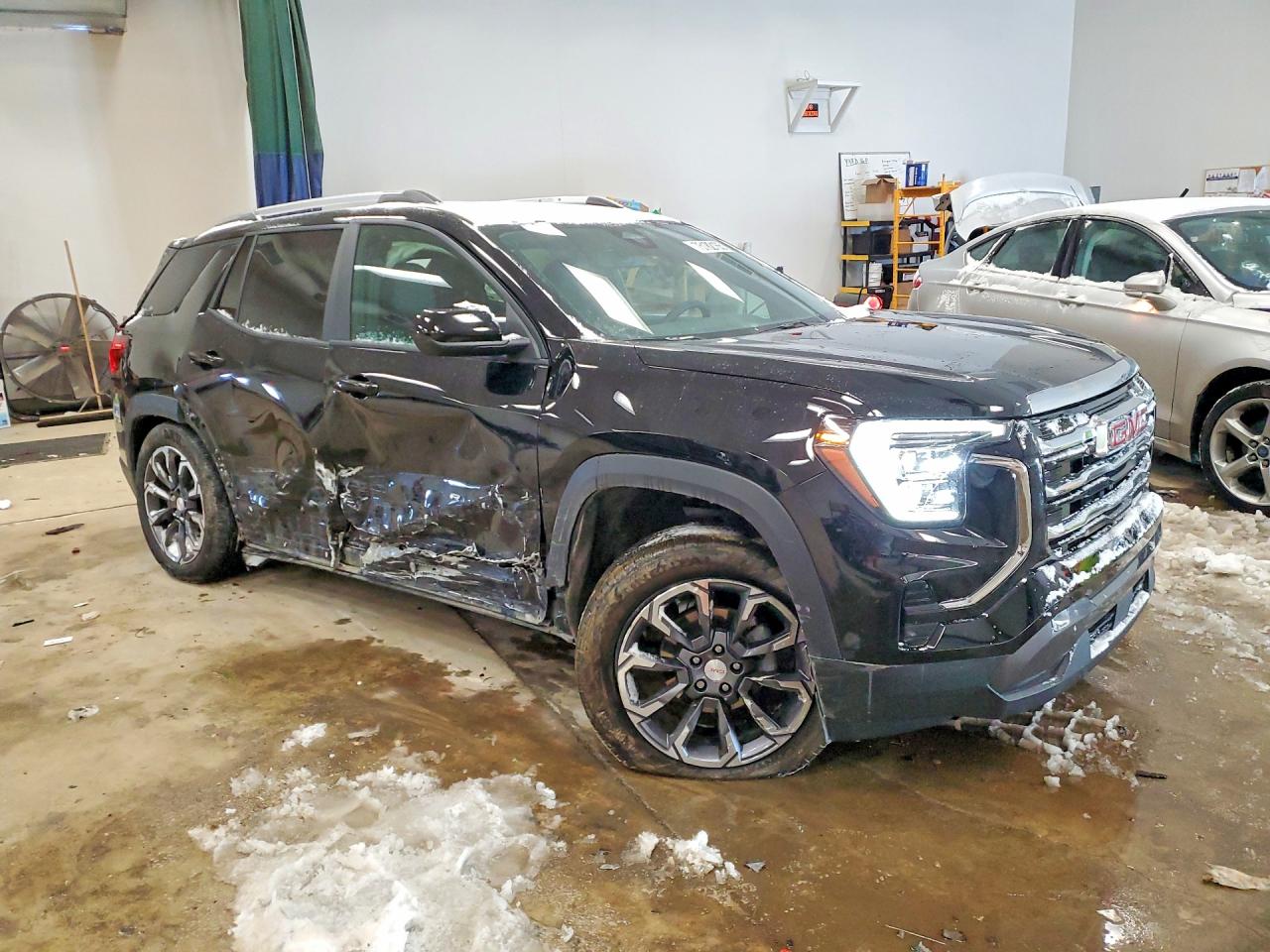 2025 GMC TERRAIN ELEVATION photo 4