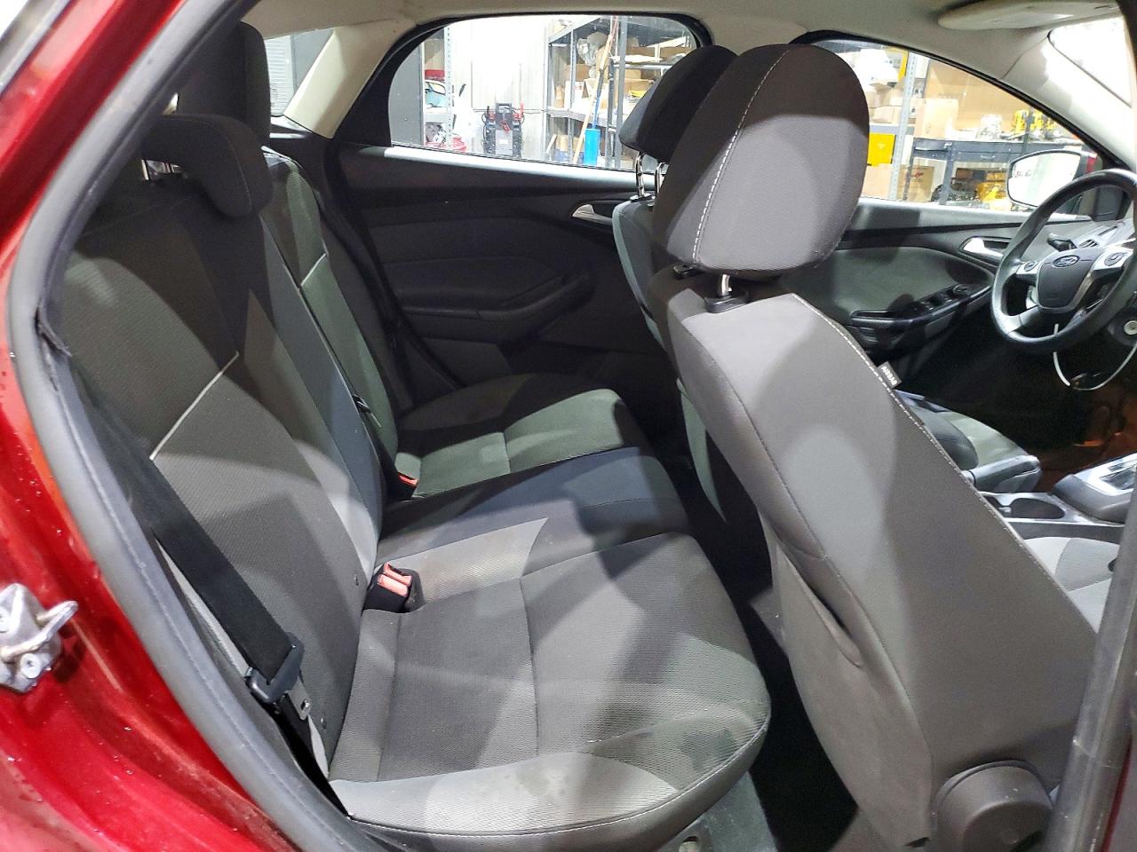 2013 FORD FOCUS SE photo 21