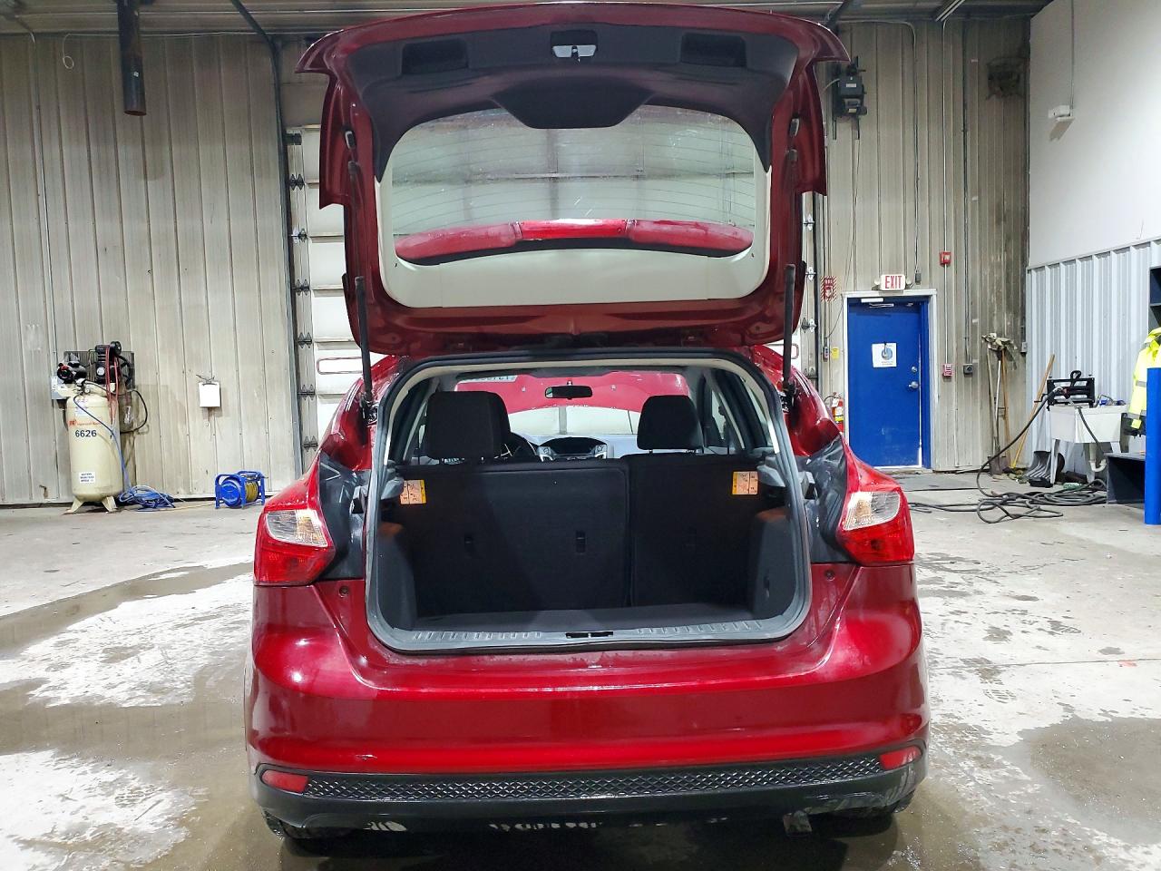 2013 FORD FOCUS SE photo 11
