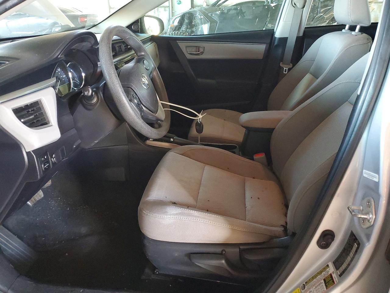 2016 TOYOTA COROLLA L photo 13