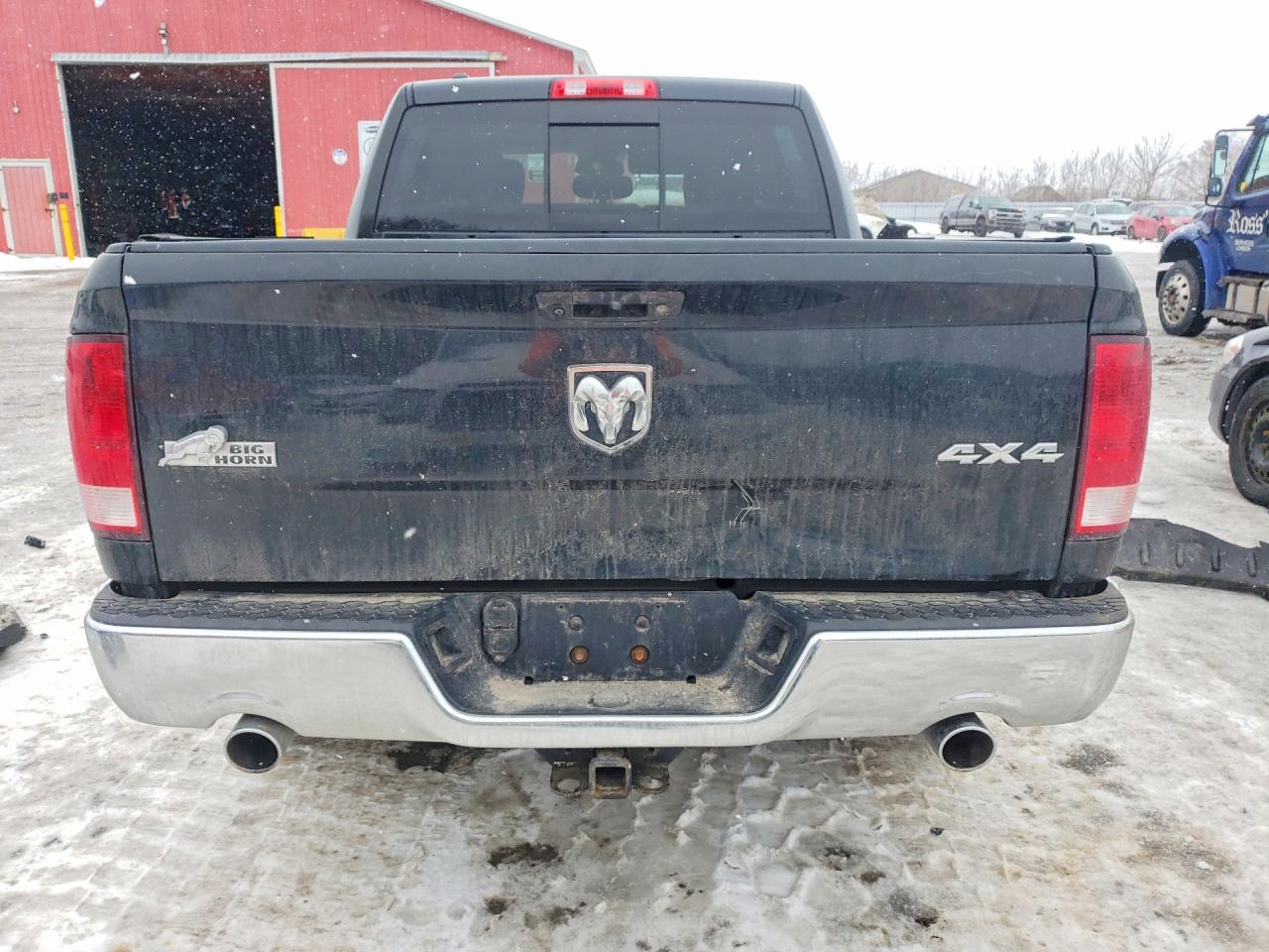 2016 RAM 1500 SLT photo 6