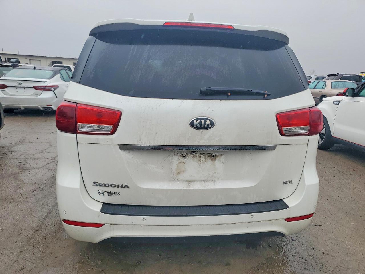 2016 KIA SEDONA EX photo 16