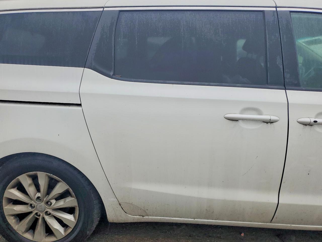 2016 KIA SEDONA EX photo 28