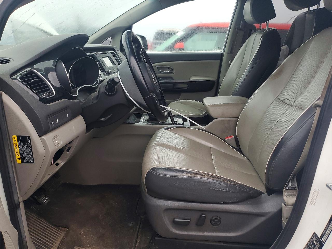 2016 KIA SEDONA EX photo 19