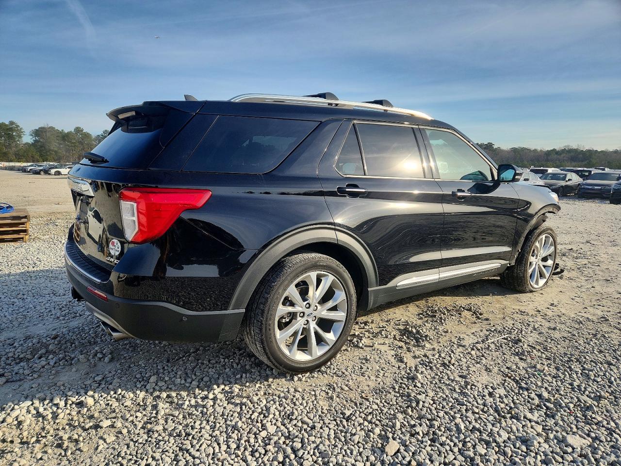 2021 FORD EXPLORER PLATINUM photo 3