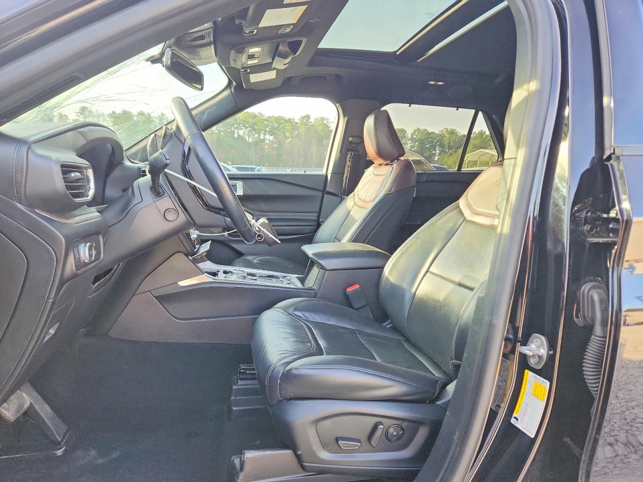 2021 FORD EXPLORER PLATINUM photo 7